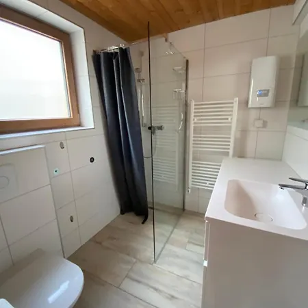 Hexenhaeusl * Schmitten